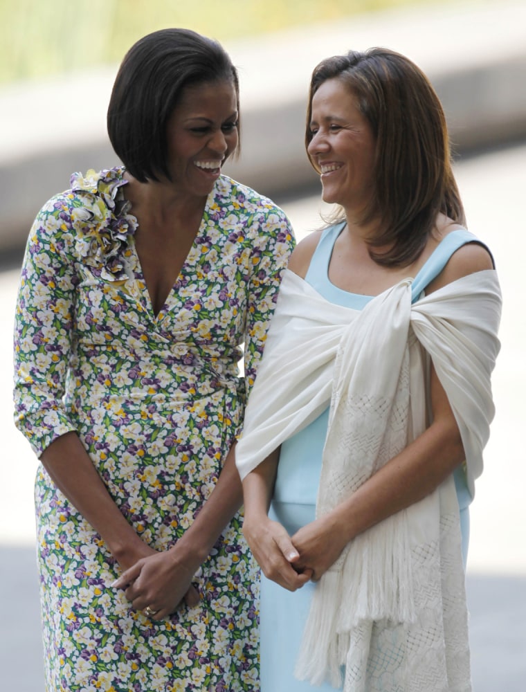 Image: Margarita Zavala, Michelle Obama